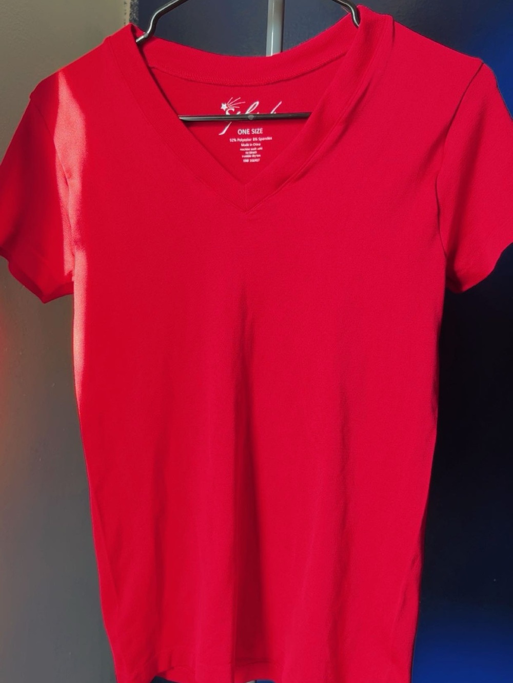 Splash Women's Red V-Neck Short Sleeve Tee